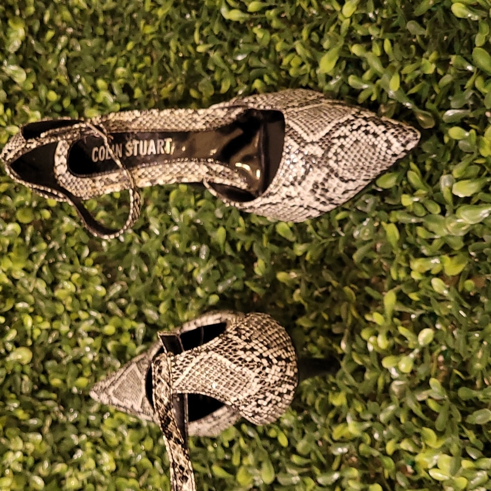 Colin Stuart Women’s Size 6.5 M Snakeskin Ankle Stripe Stiletto Heels Pumps